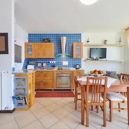 Bella Vista * Βαρένα